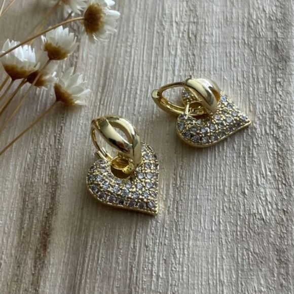 Heart pave huggie hoops feminine danity Jewel heart rhinestone | NWOT - Picture 3 of 8